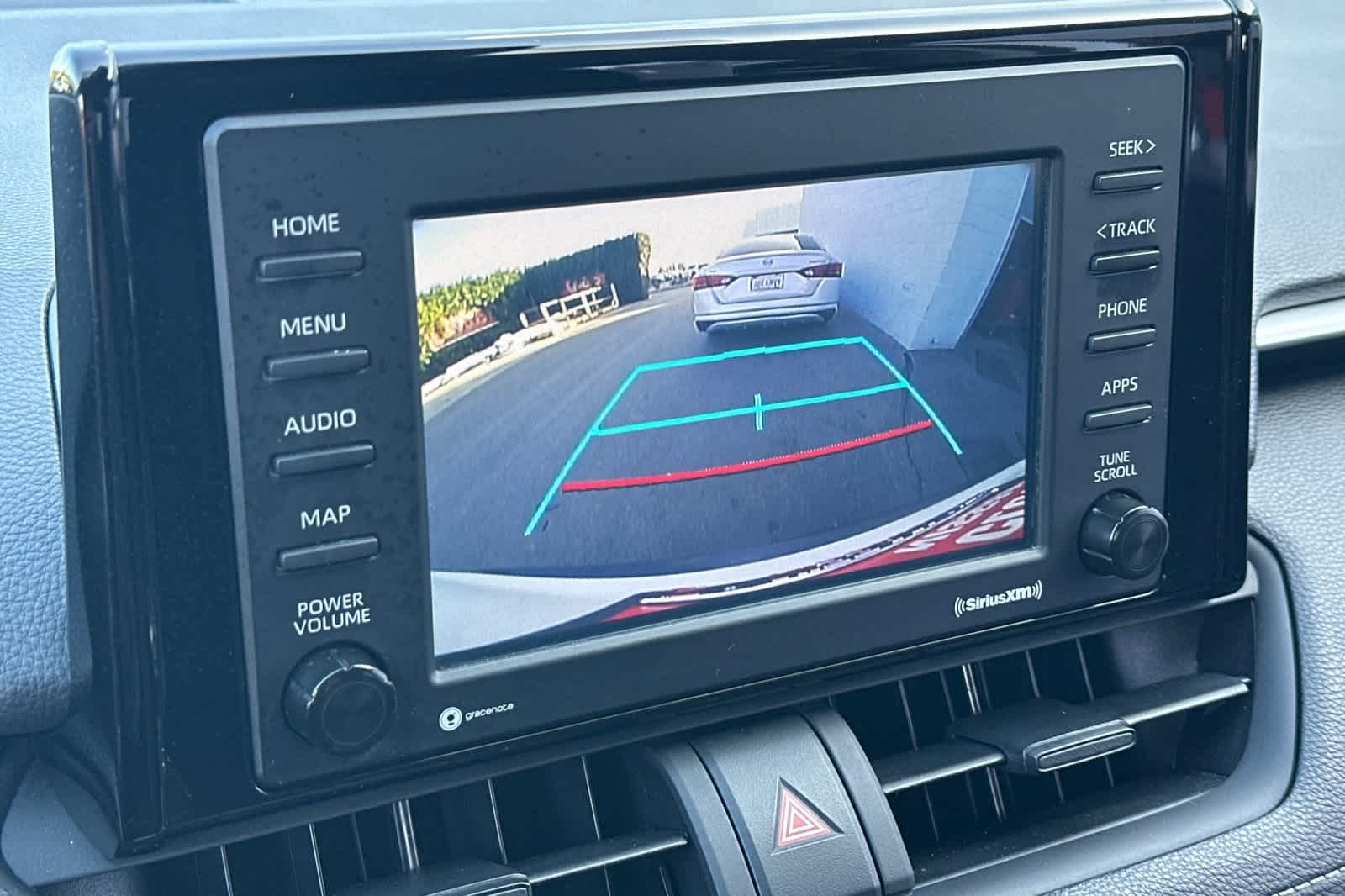 Thumbnail: 2022 Toyota RAV4 - 22