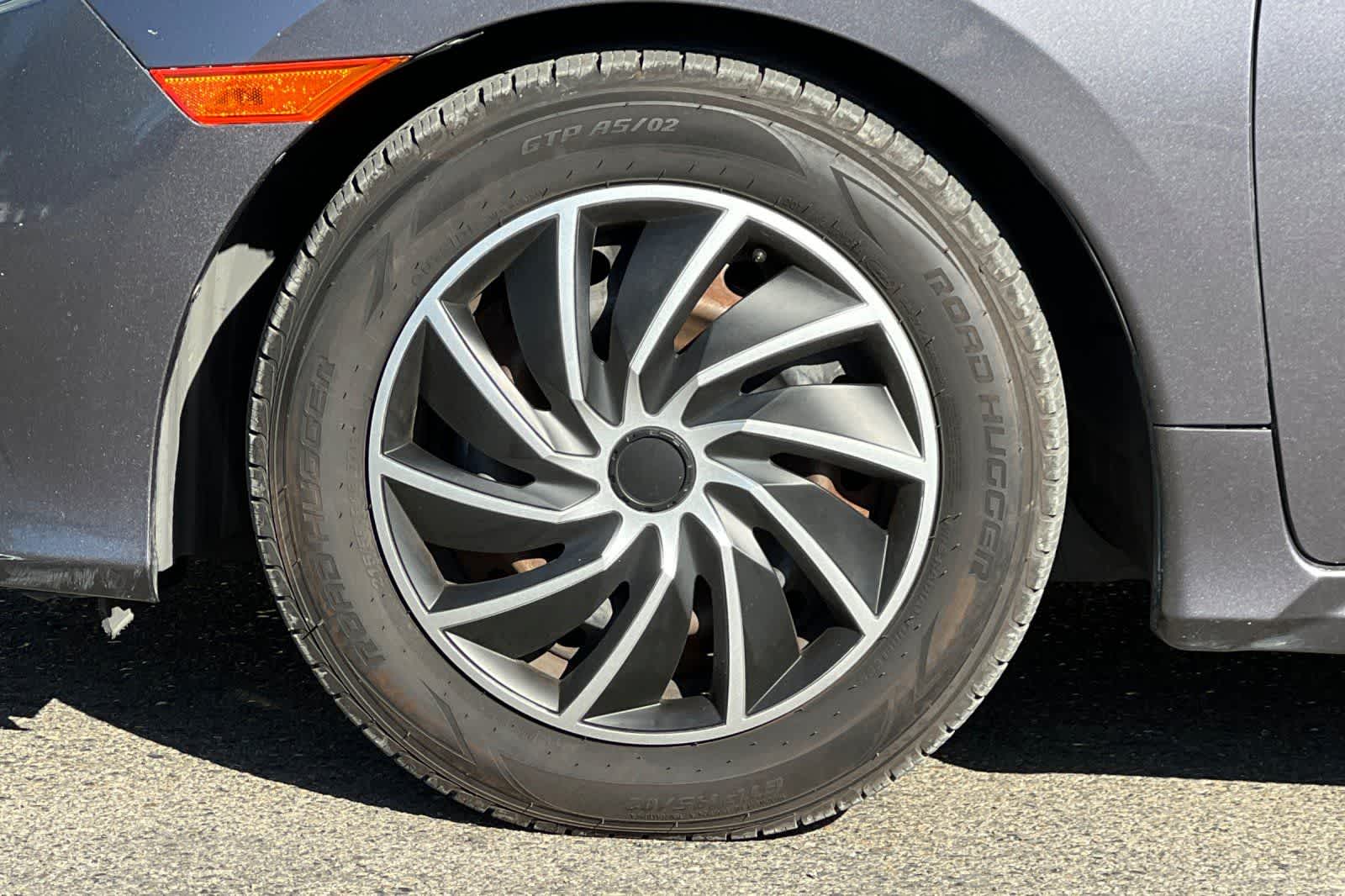 Thumbnail: 2016 Honda Civic - 12