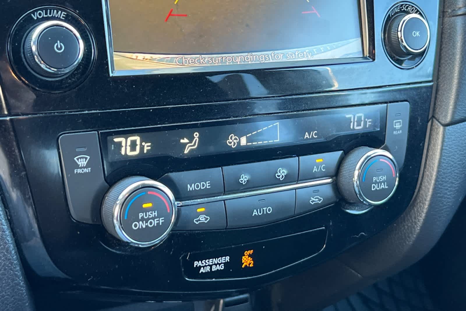 Thumbnail: 2020 Nissan Rogue - 24