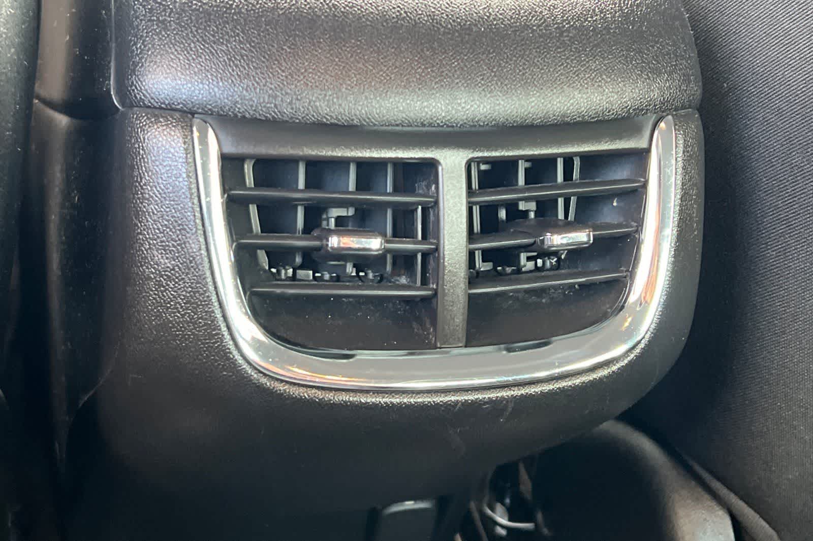 Thumbnail: 2019 Chevrolet Malibu - 14