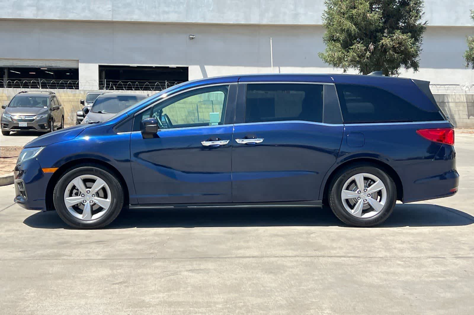 Thumbnail: 2018 Honda Odyssey - 6