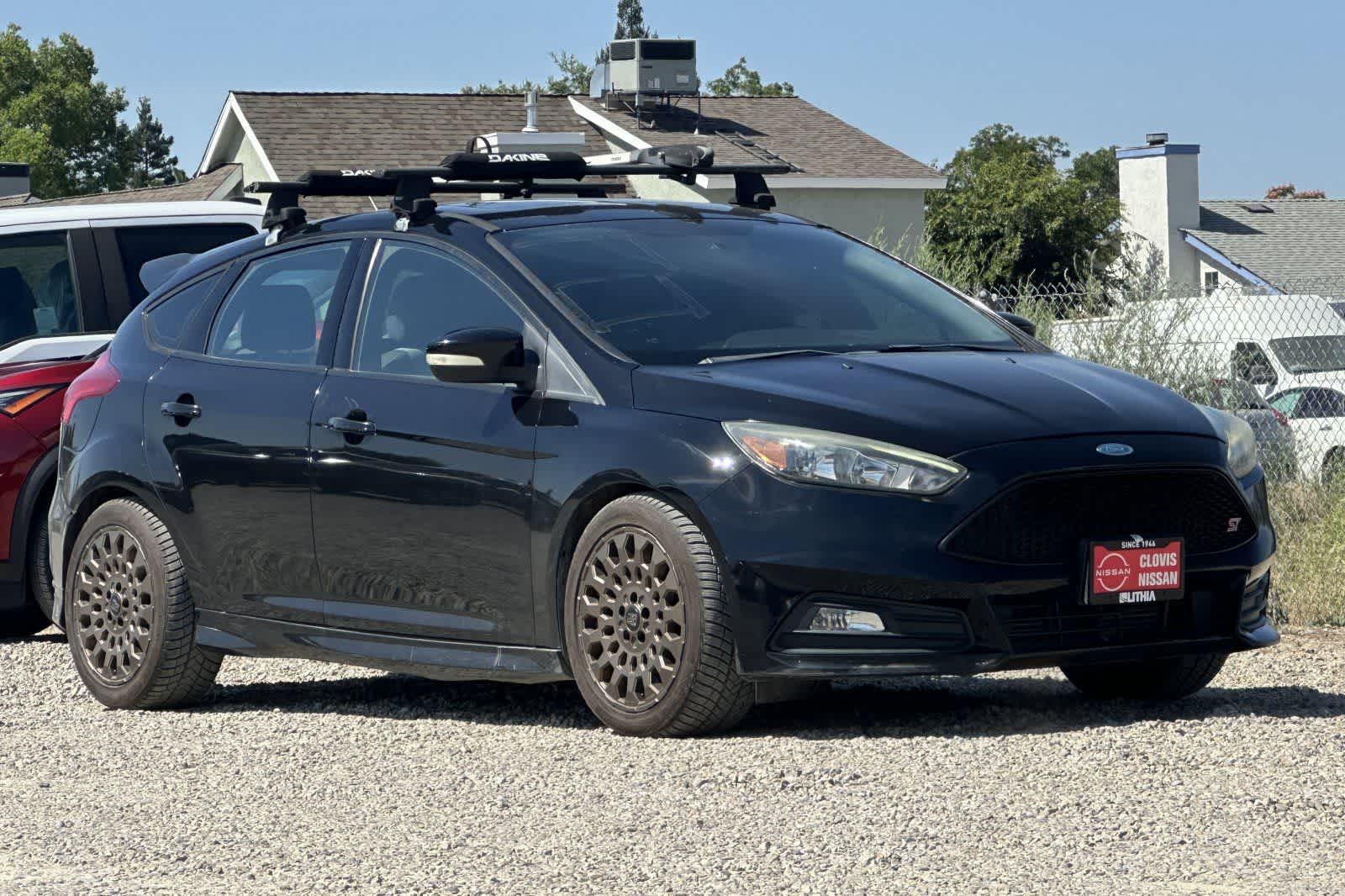Thumbnail: 2016 Ford Focus - 10