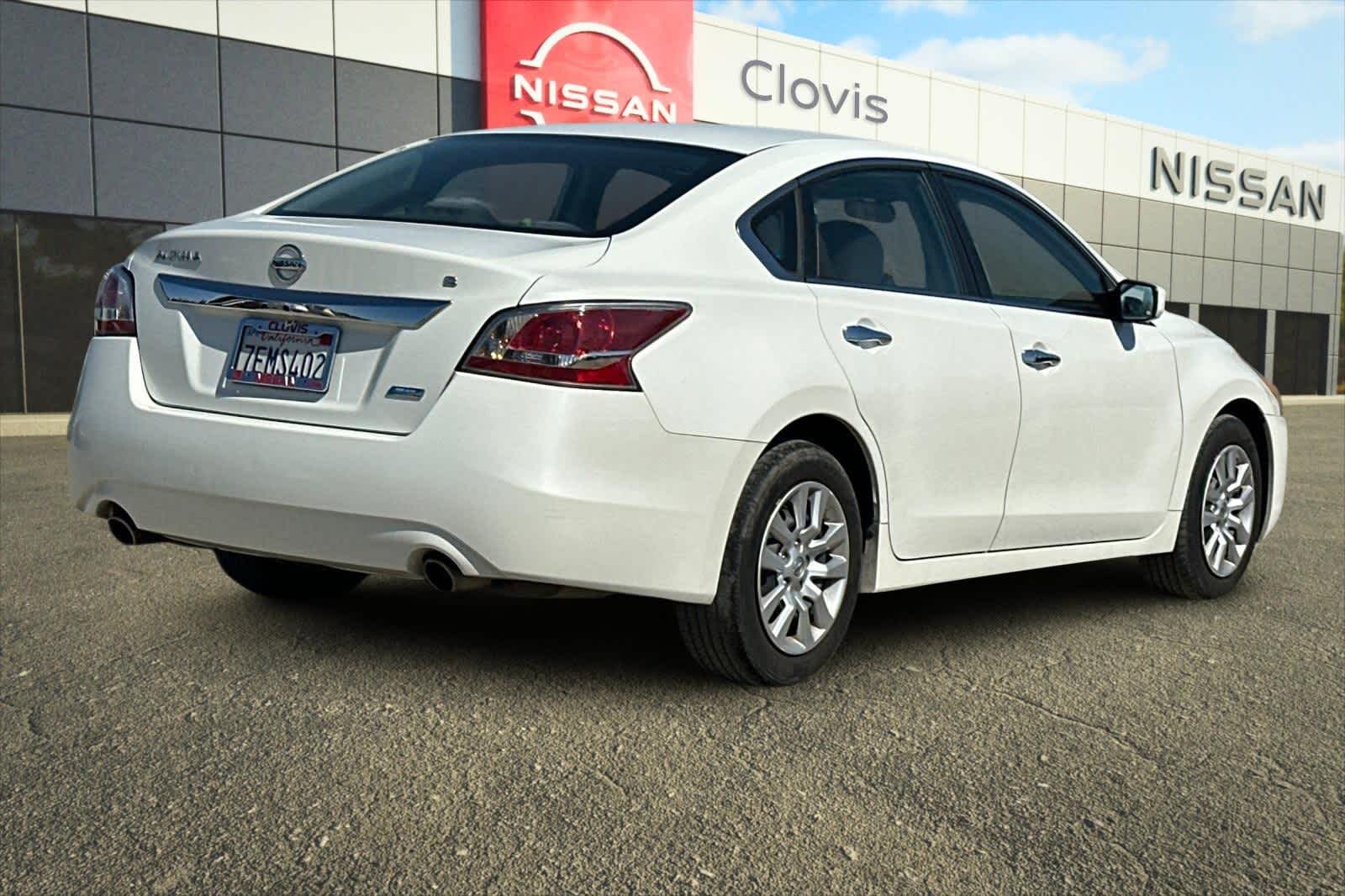 Thumbnail: 2014 Nissan Altima - 3