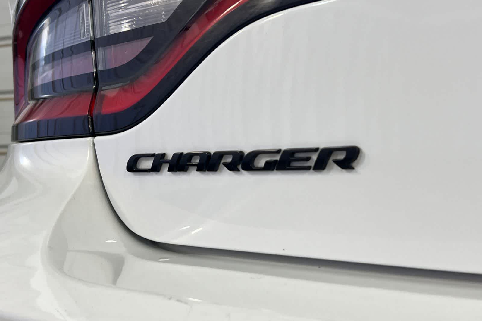 Thumbnail: 2019 Dodge Charger - 17