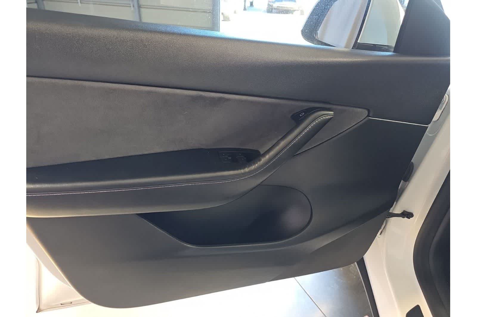 Thumbnail: 2021 Tesla Model Y - 20