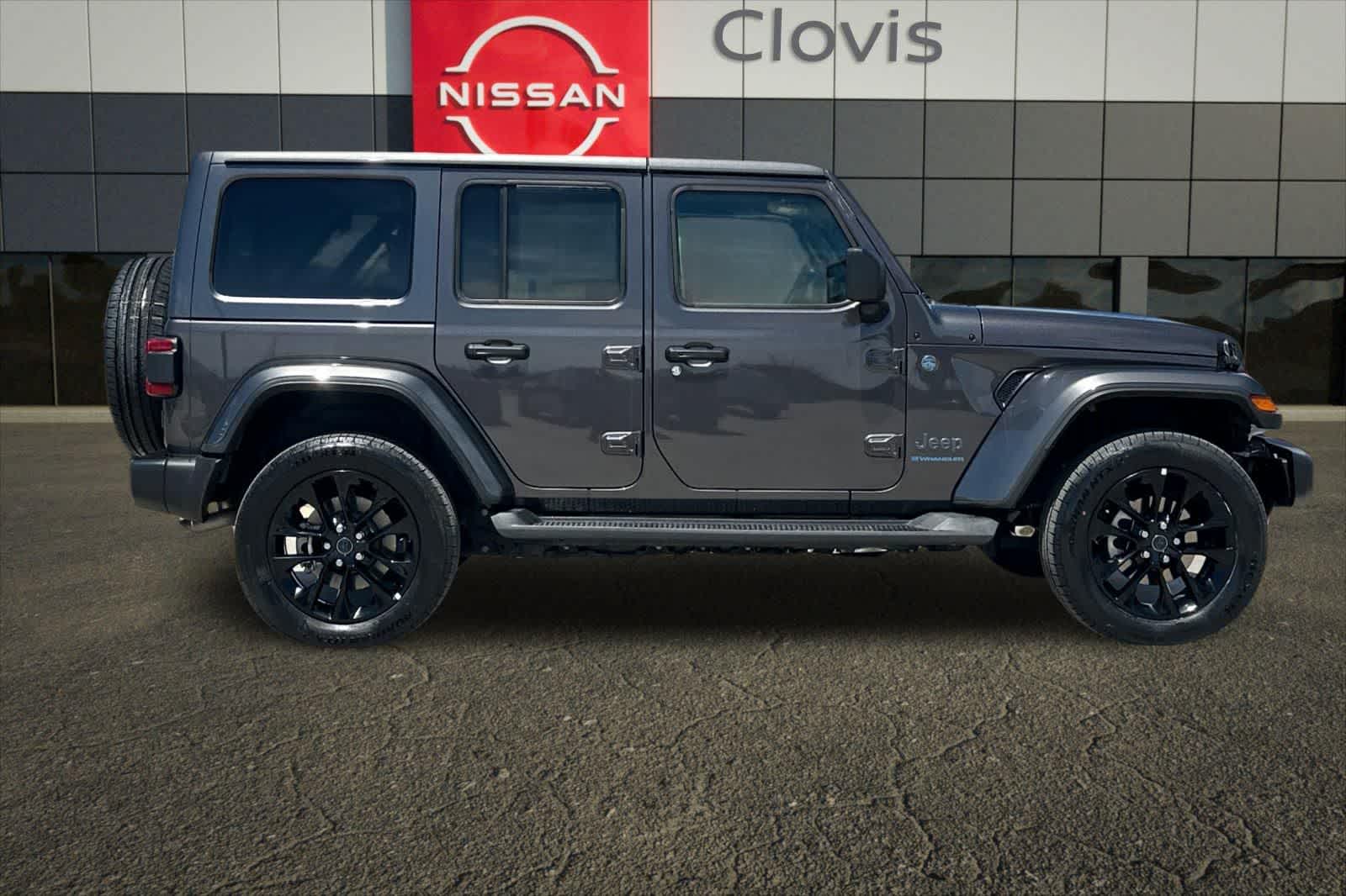 Thumbnail: 2025 Jeep Wrangler - 9