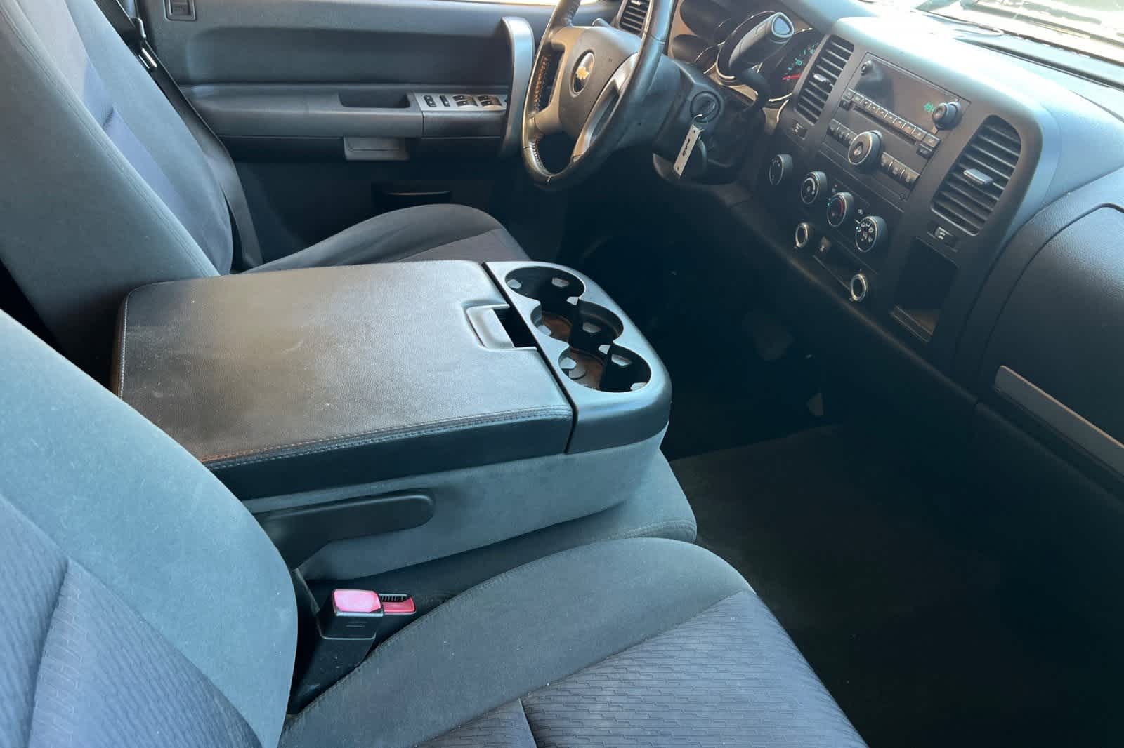 Thumbnail: 2009 Chevrolet Silverado 1500 - 18