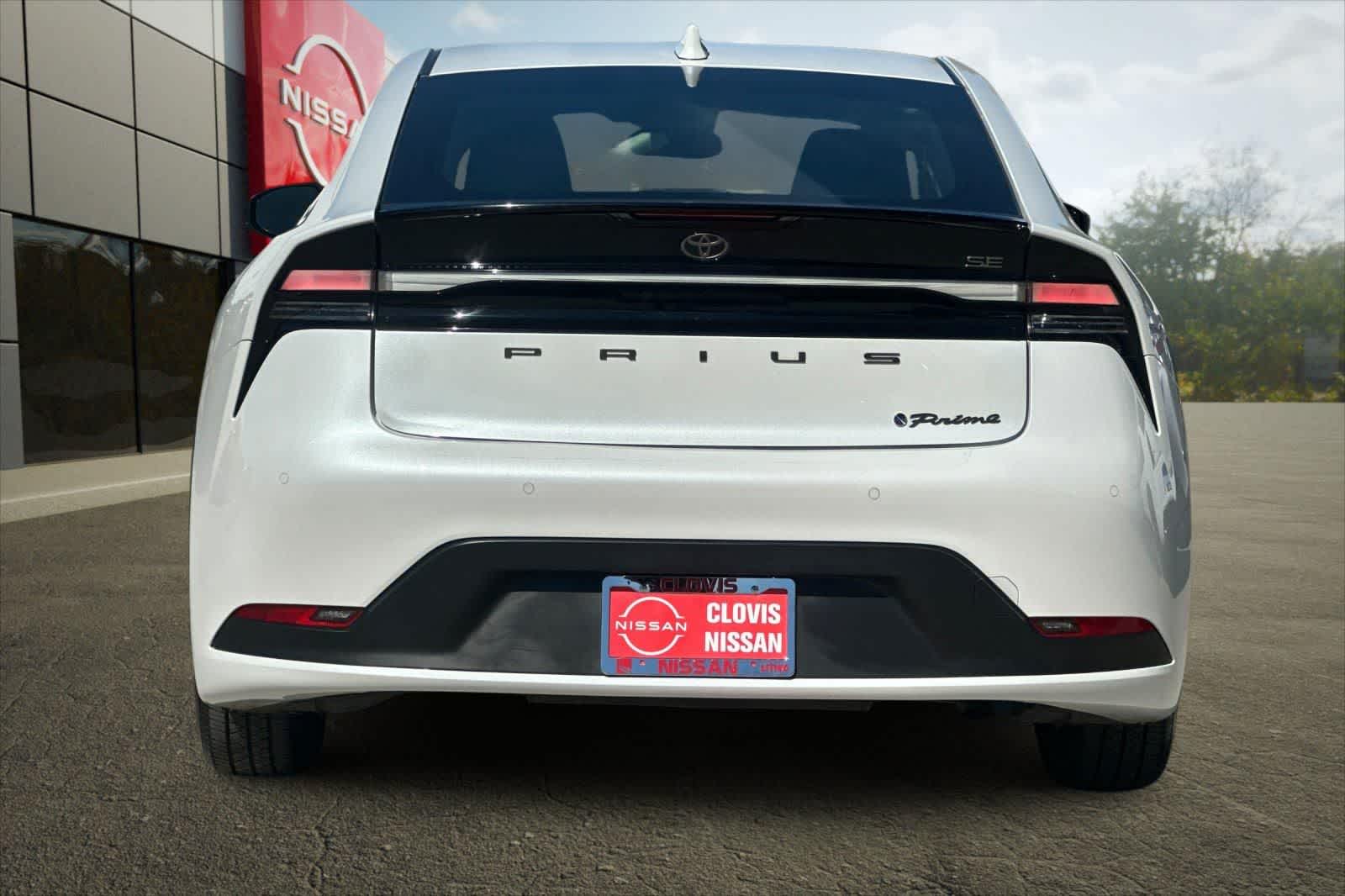 Thumbnail: 2024 Toyota Prius Prime - 8