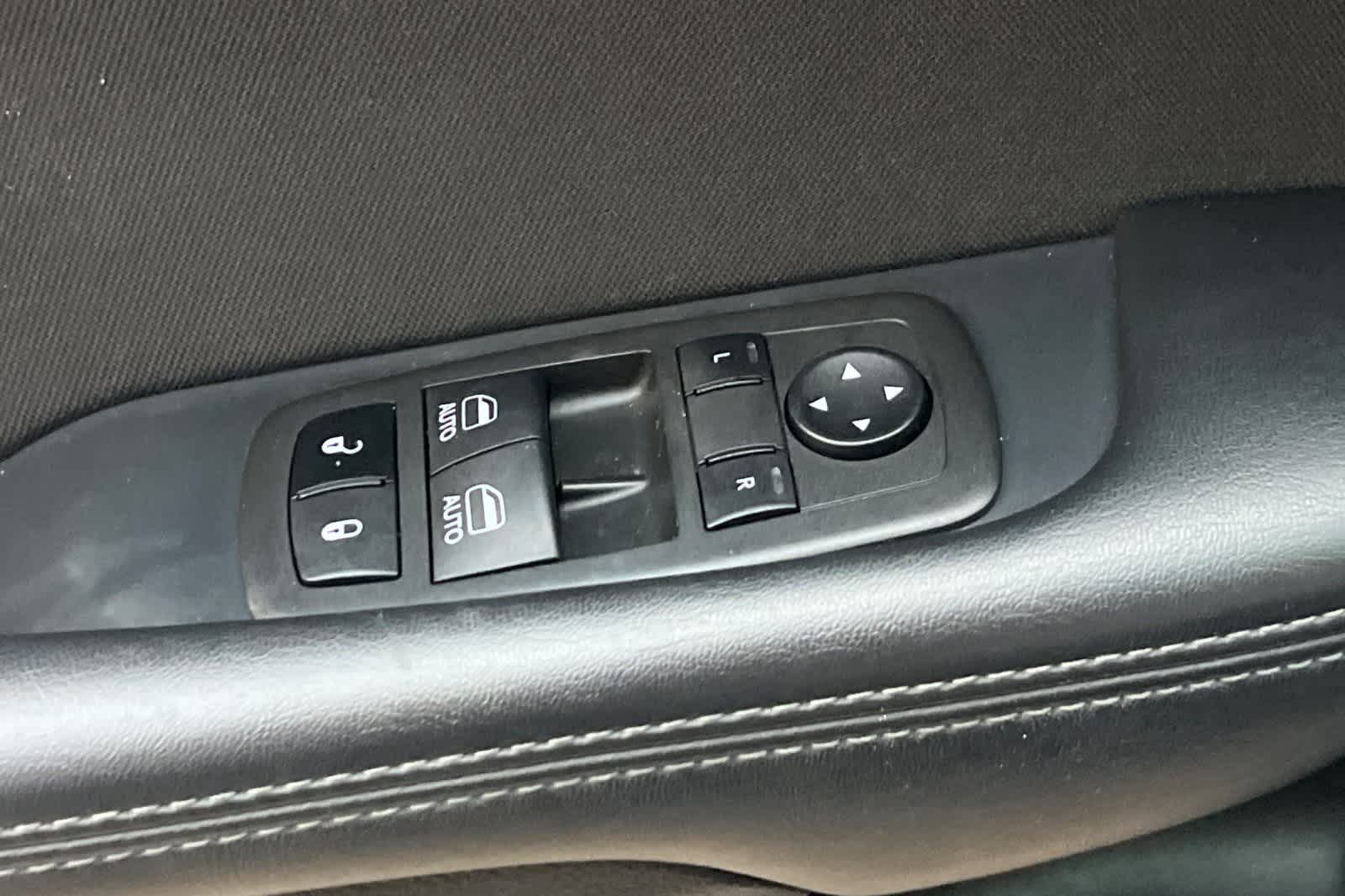 Thumbnail: 2022 Dodge Challenger - 14