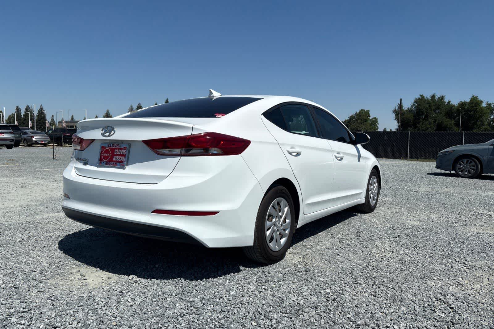 Thumbnail: 2017 Hyundai Elantra - 3