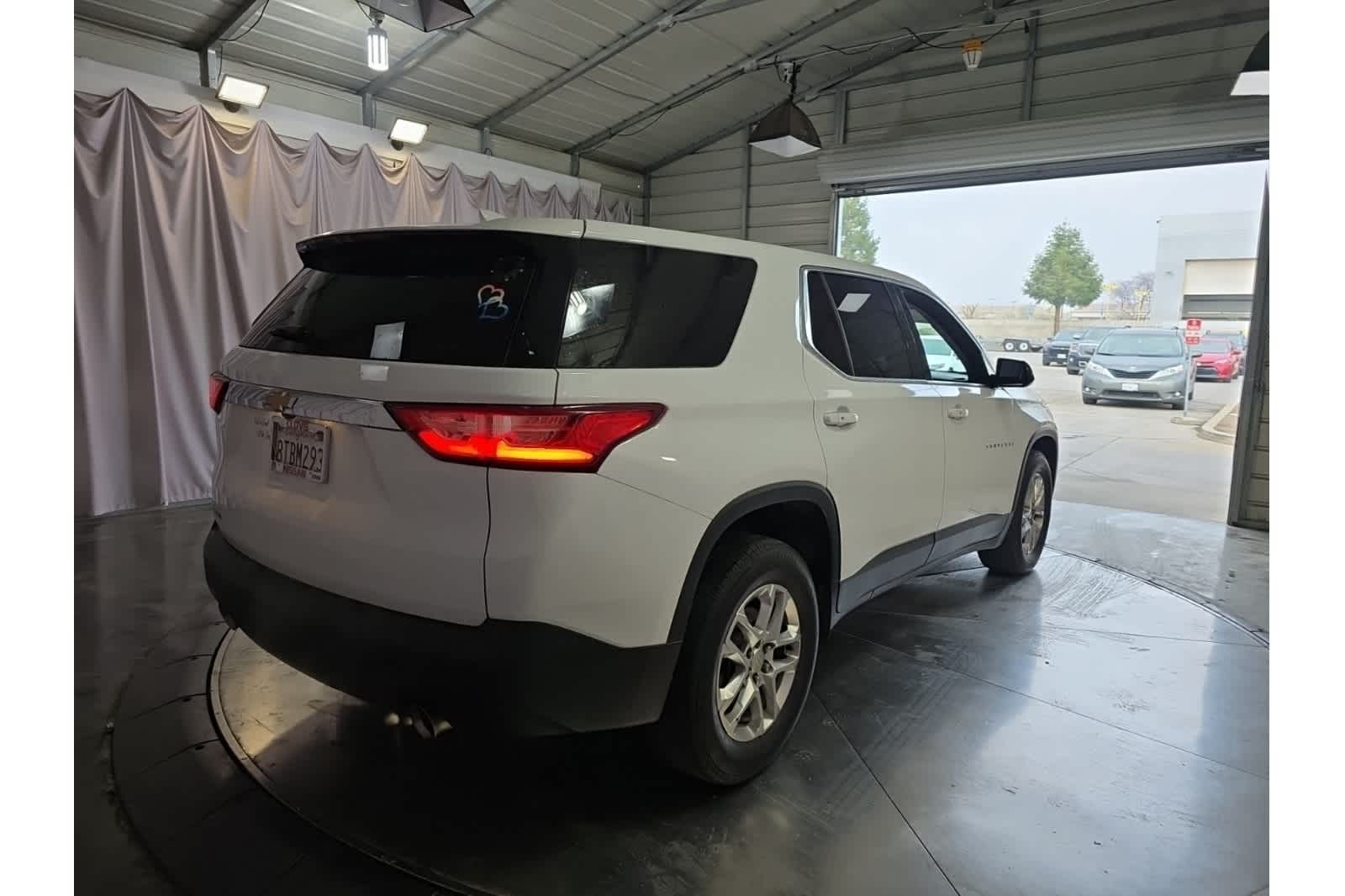 Thumbnail: 2020 Chevrolet Traverse - 11