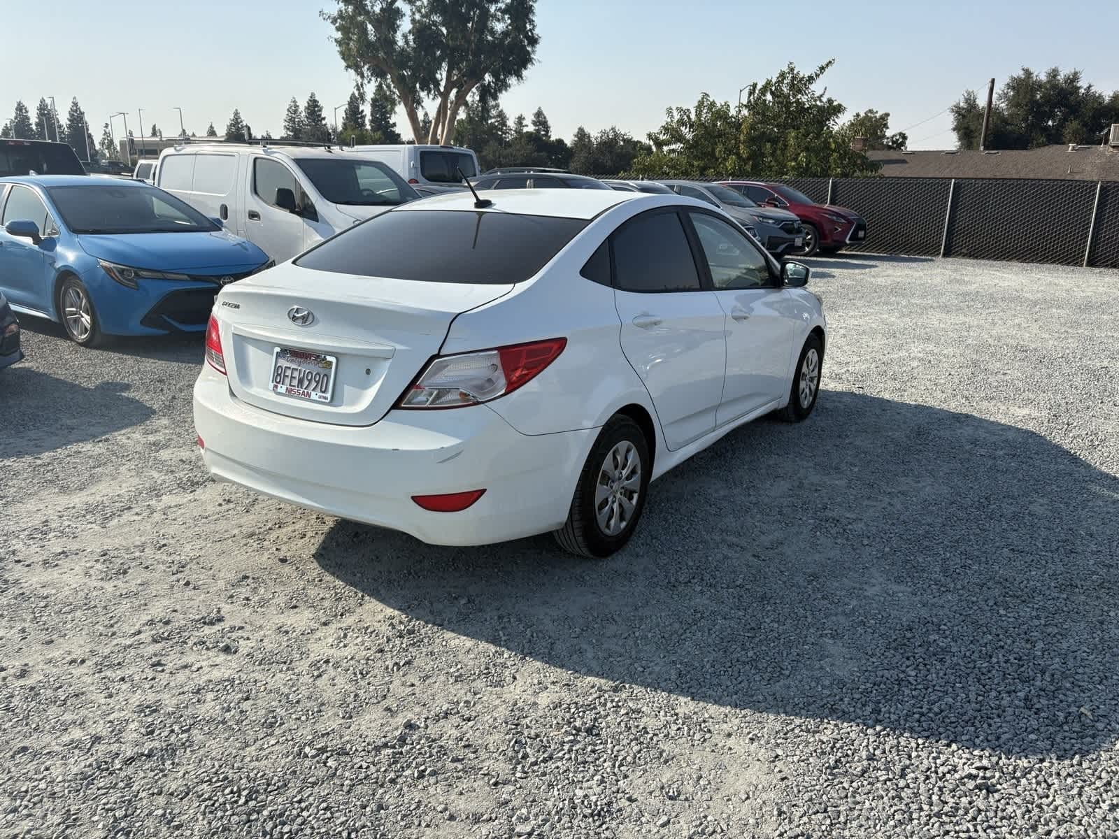 Thumbnail: 2017 Hyundai Accent - 8
