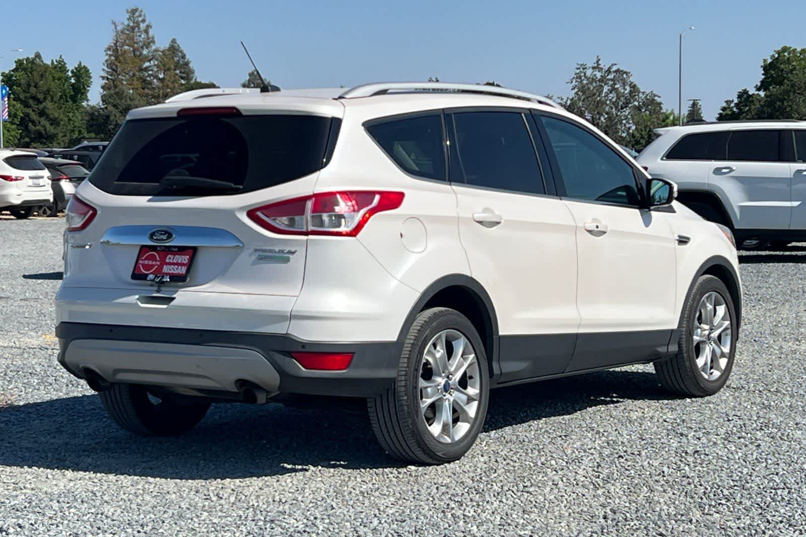 Thumbnail: 2014 Ford Escape - 3