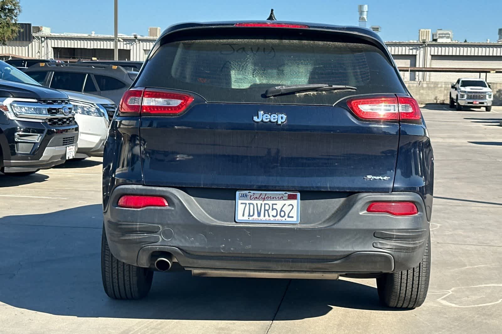 Thumbnail: 2014 Jeep Cherokee - 8