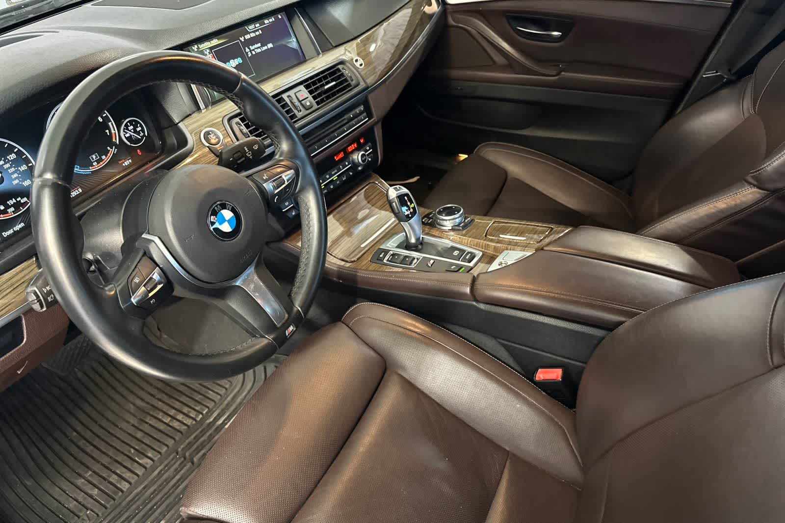 Thumbnail: 2014 BMW 5 Series - 14