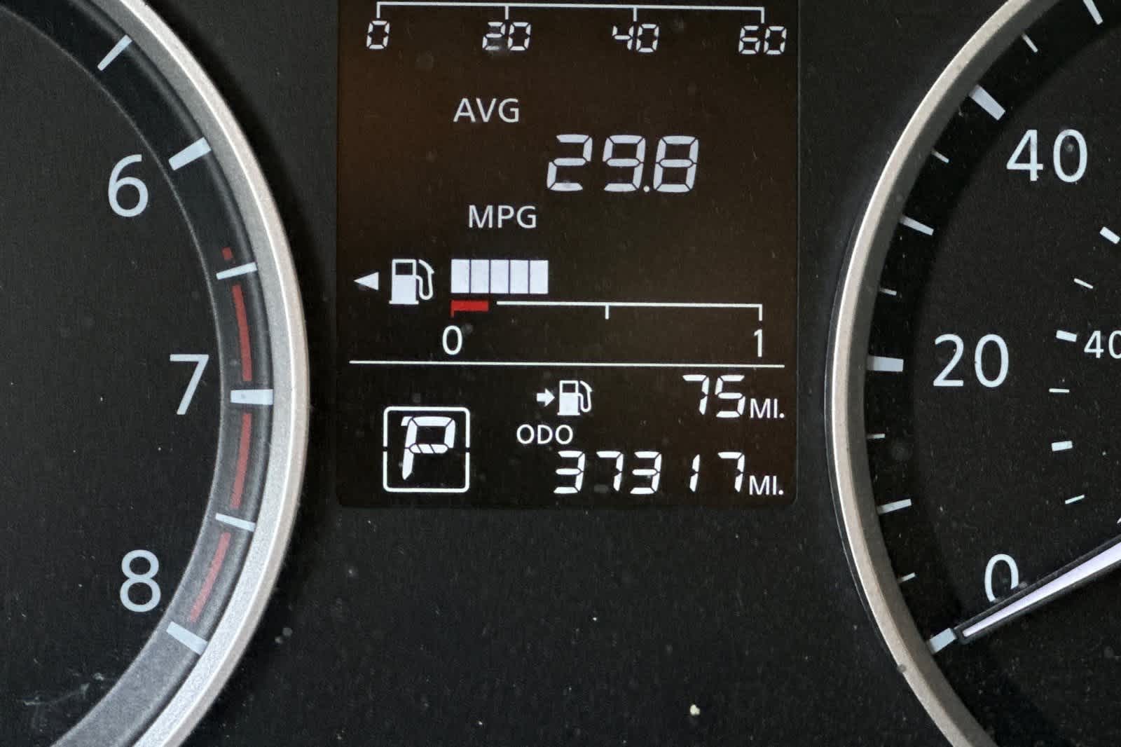 2023 Nissan Kicks S 27