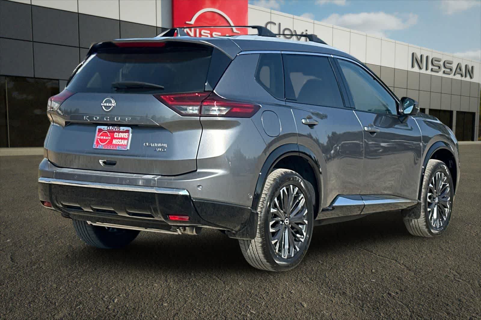 Thumbnail: 2026 Nissan Rogue - 3