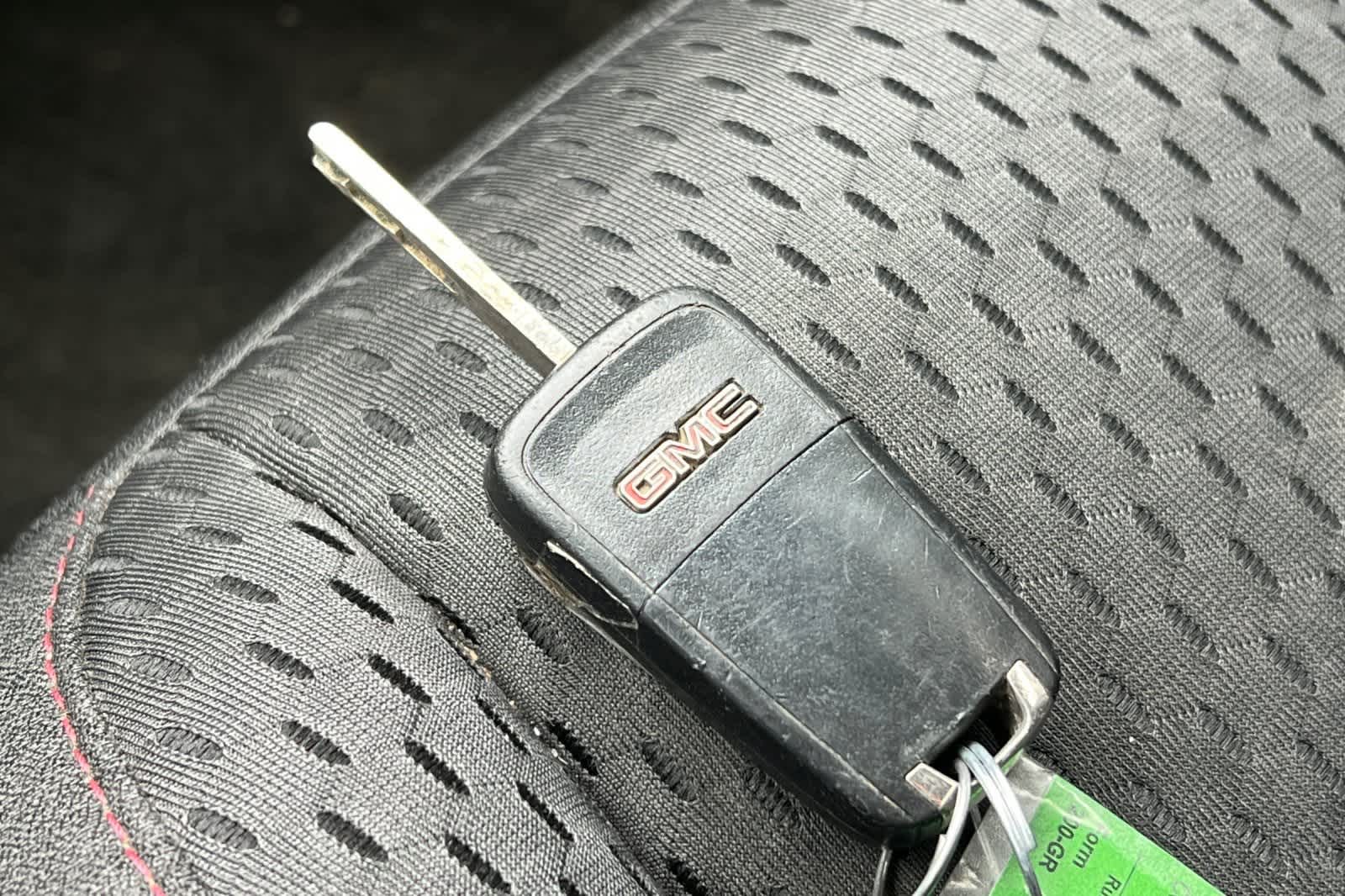 Thumbnail: 2014 GMC Terrain - 23