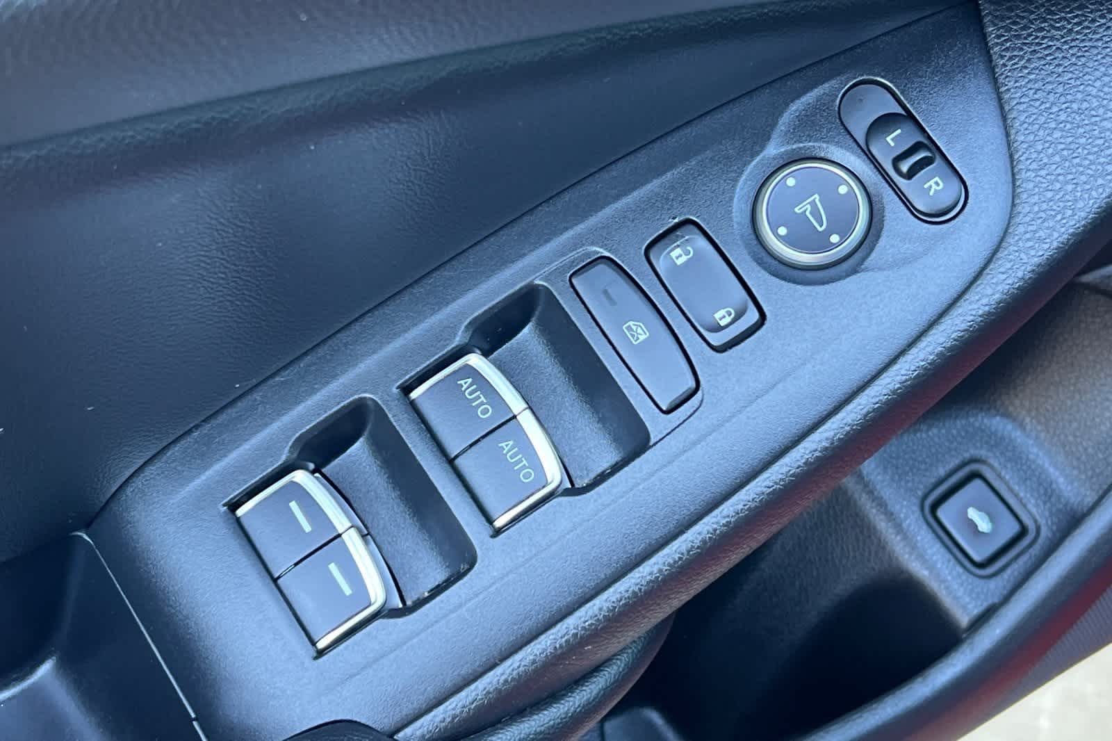 Thumbnail: 2022 Honda Accord - 14