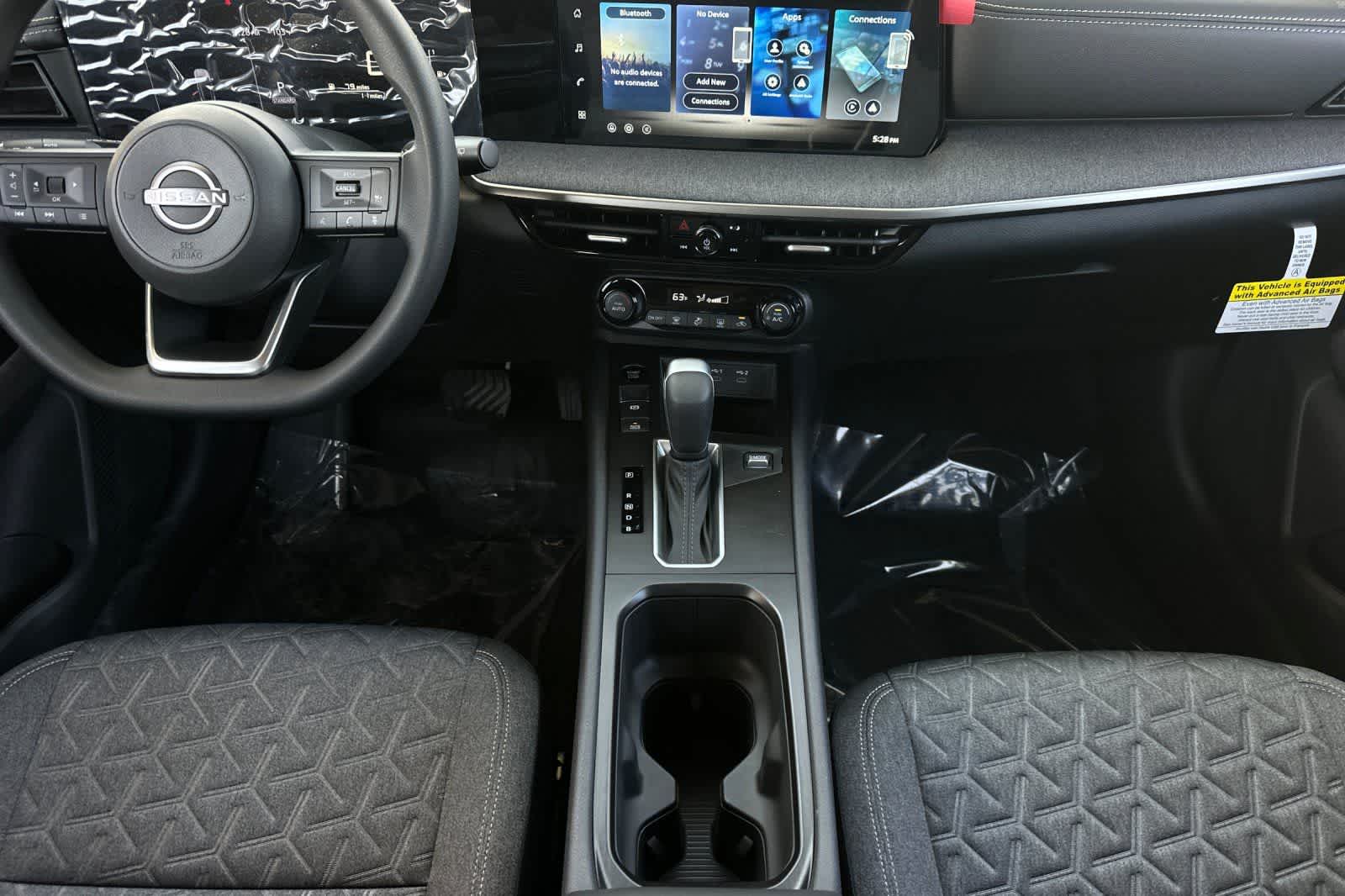 Thumbnail: 2026 Nissan Kicks - 4