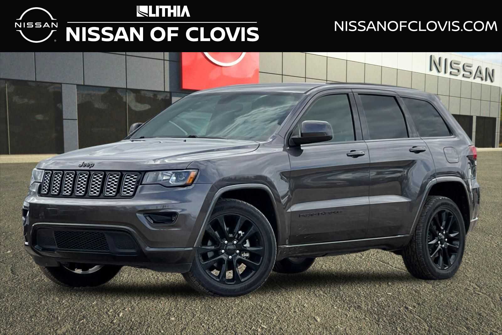 Thumbnail: 2018 Jeep Grand Cherokee - 1