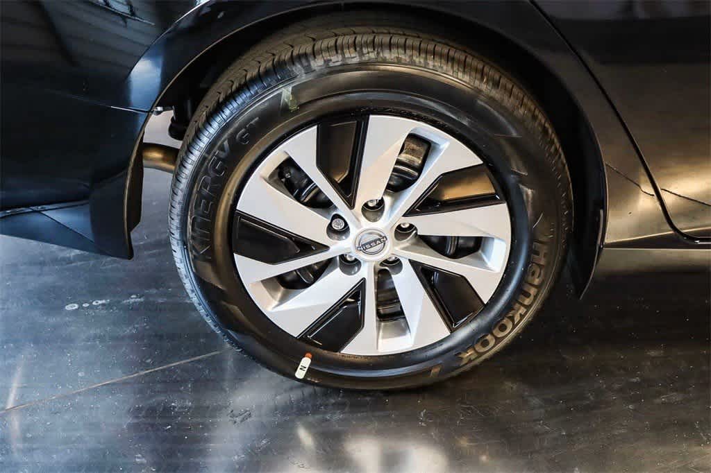 Thumbnail: 2025 Nissan Altima - 11