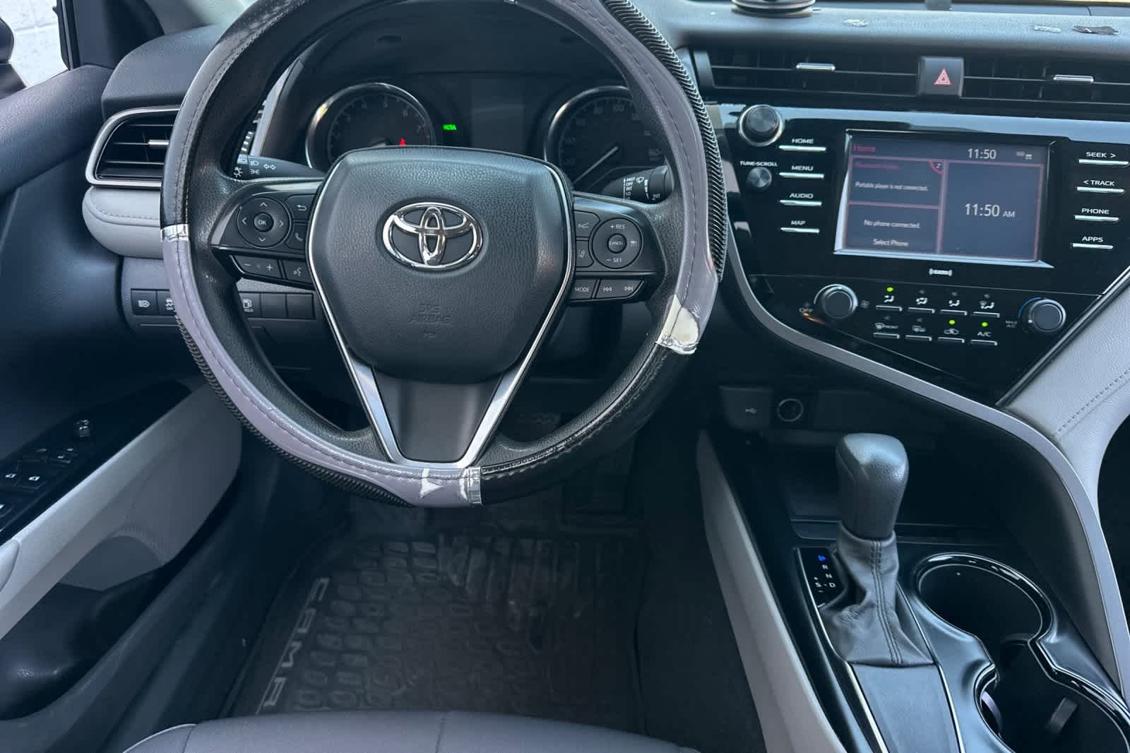 Thumbnail: 2020 Toyota Camry - 17