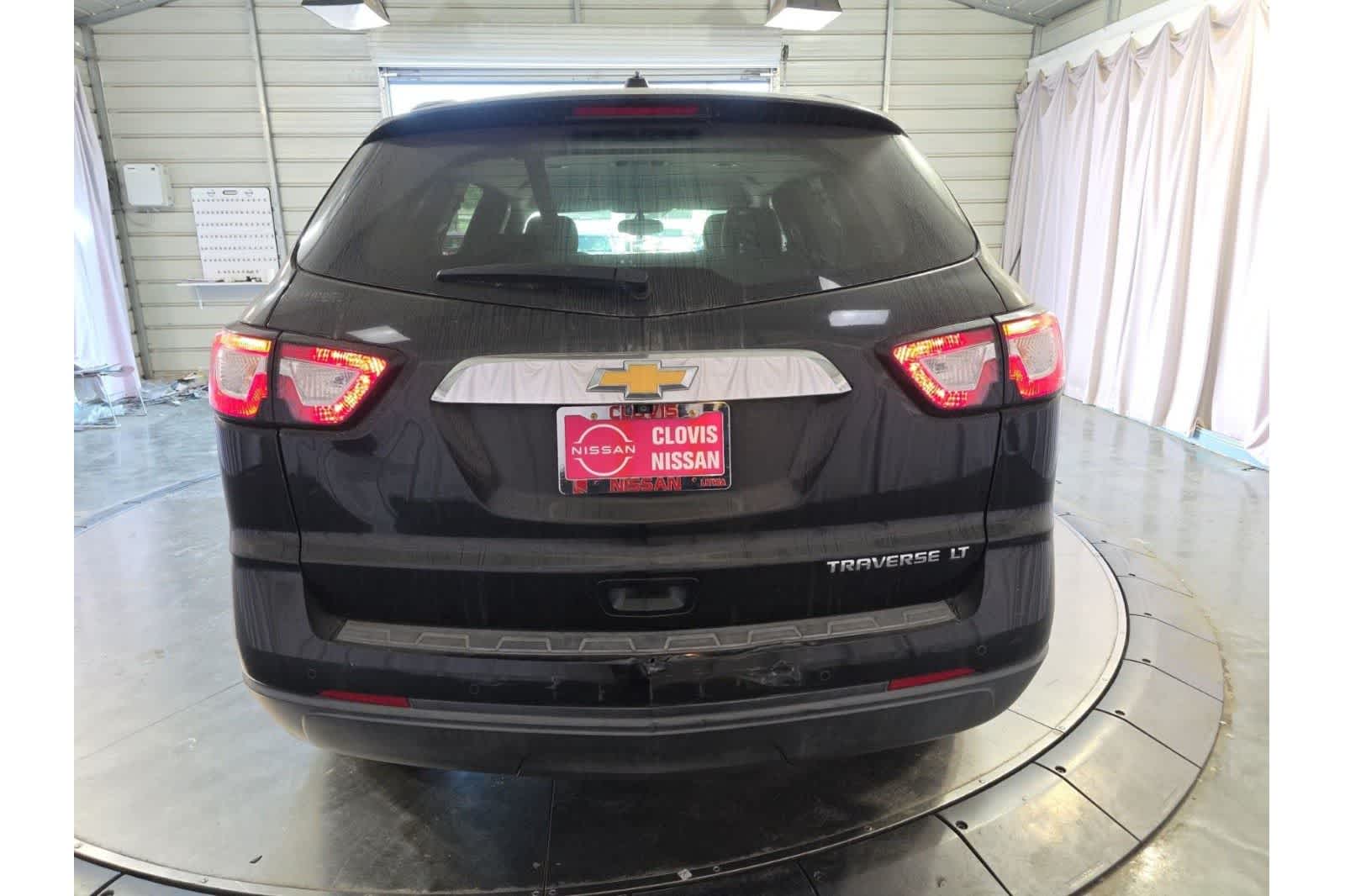 Thumbnail: 2016 Chevrolet Traverse - 8