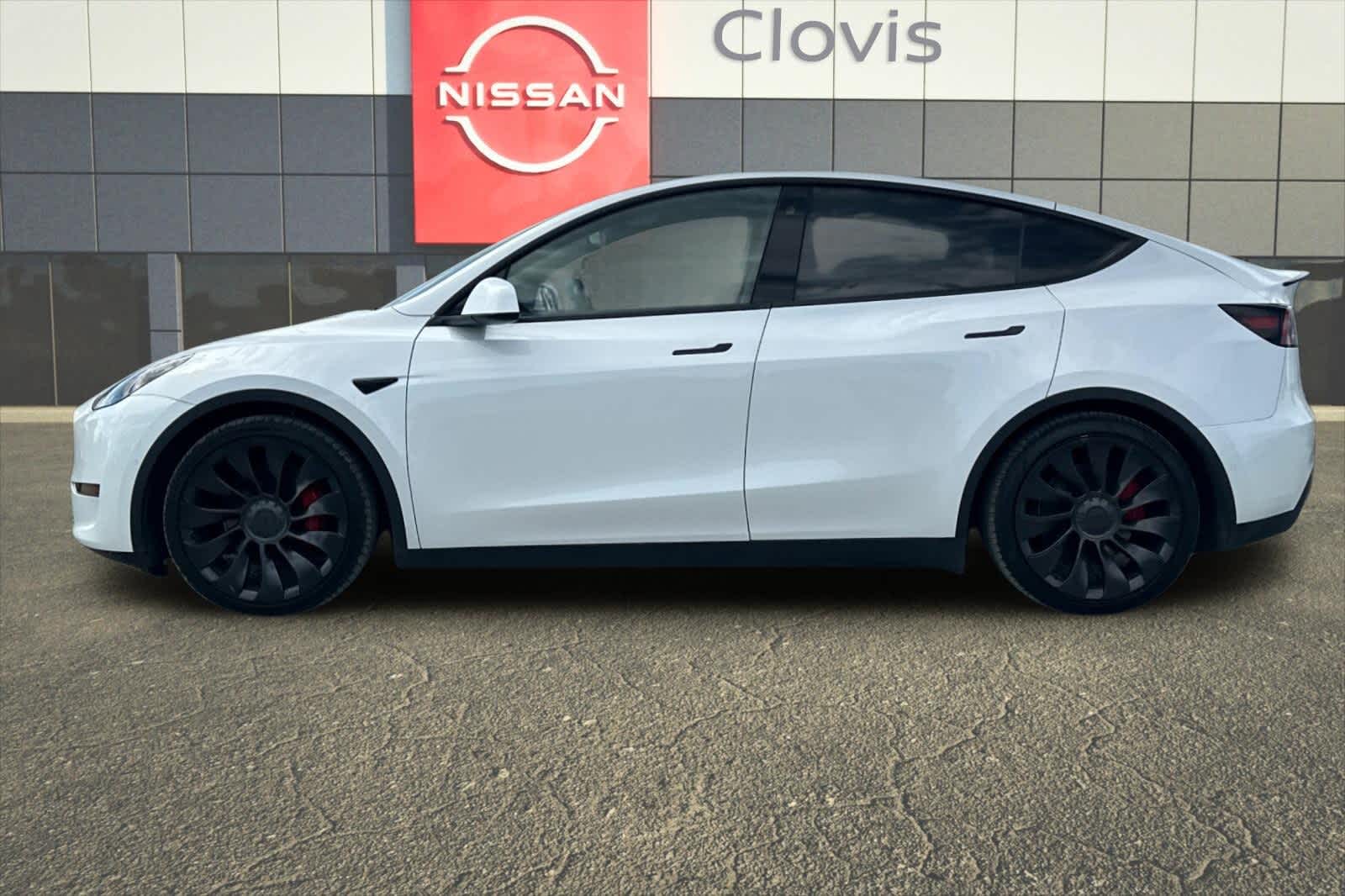 Thumbnail: 2022 Tesla Model Y - 6