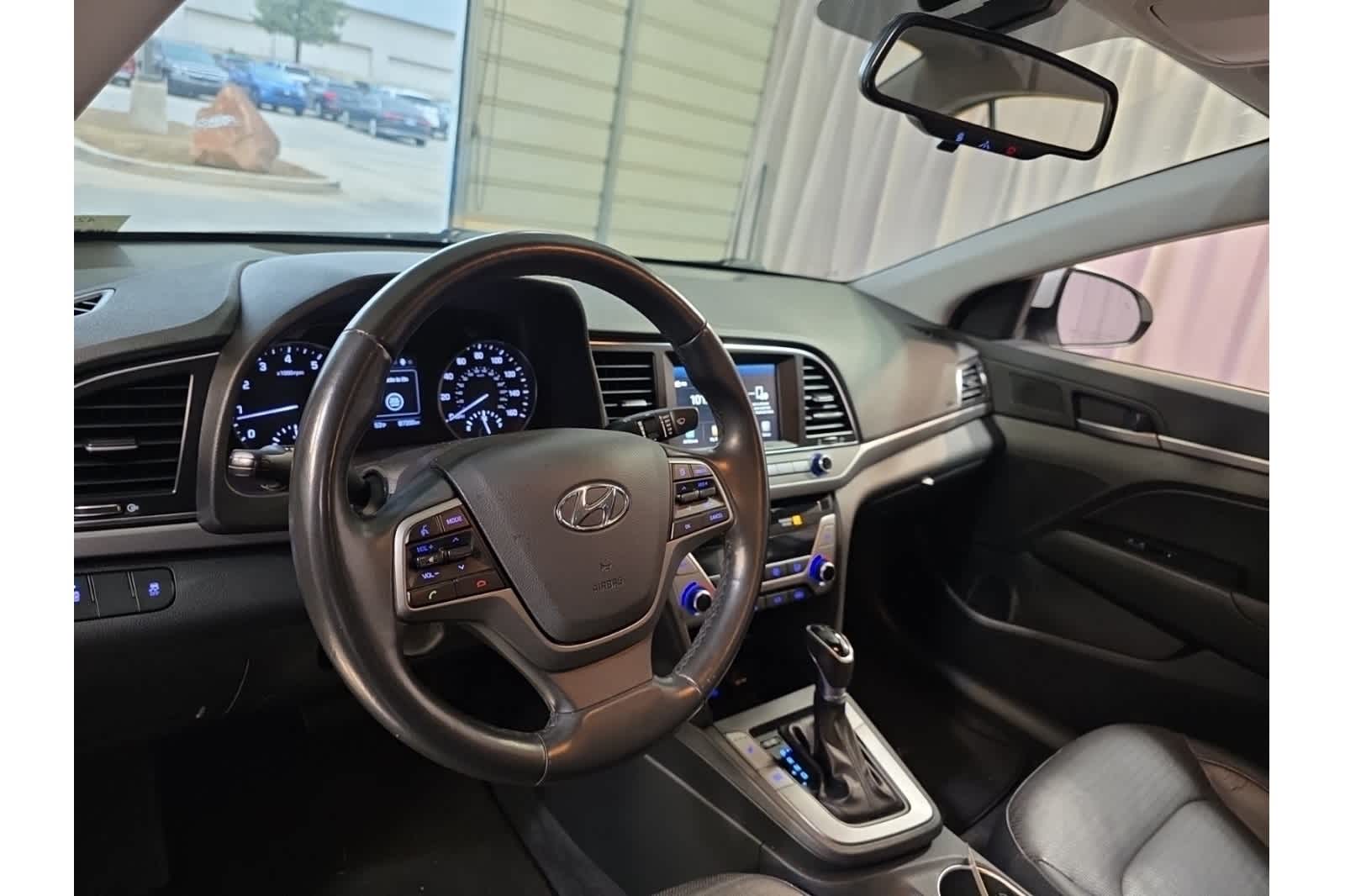 Thumbnail: 2017 Hyundai Elantra - 14