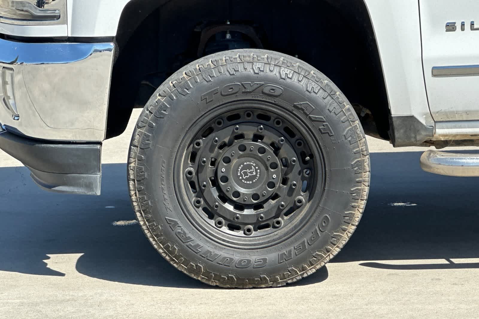 Thumbnail: 2017 Chevrolet Silverado 1500 - 12