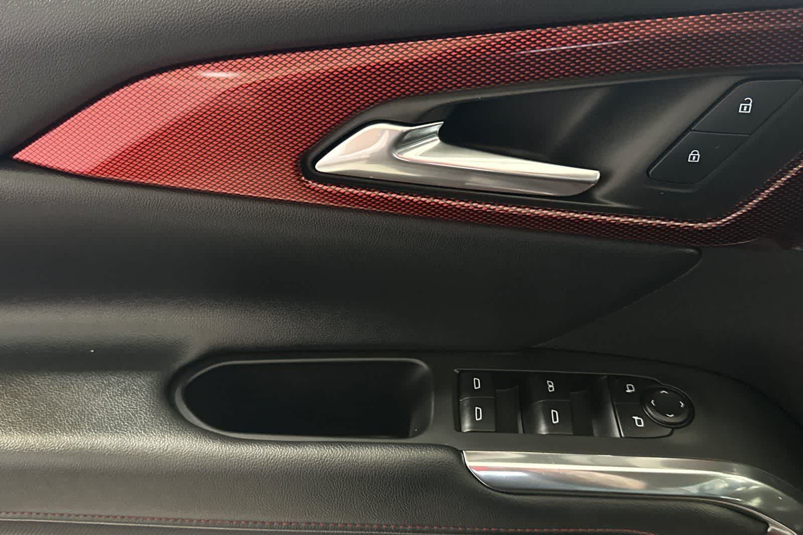 Thumbnail: 2025 Chevrolet Traverse - 13