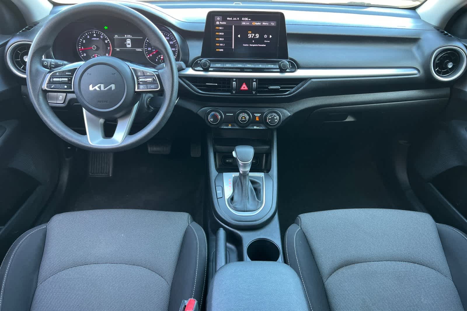 Thumbnail: 2023 Kia Forte - 4