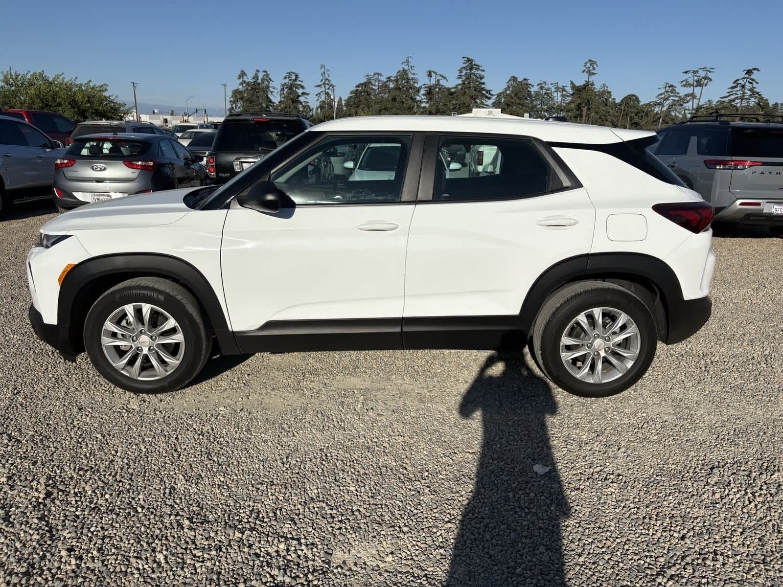 Thumbnail: 2023 Chevrolet TrailBlazer - 6