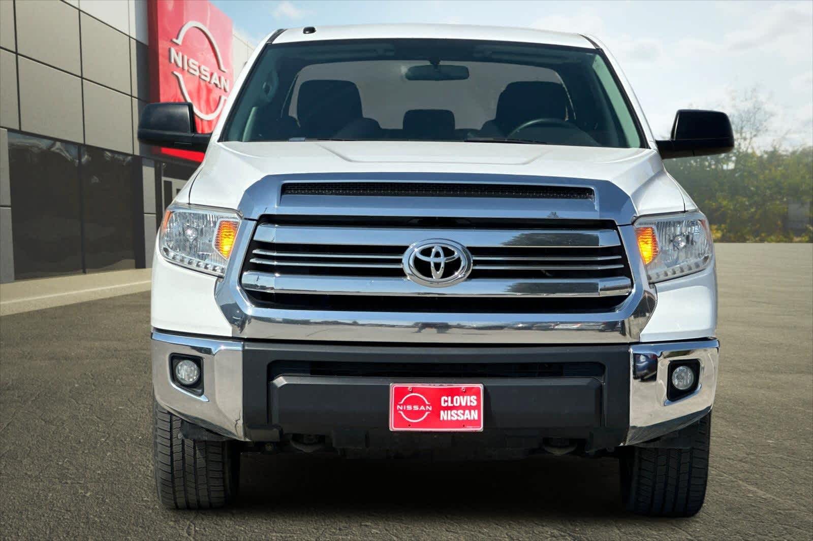 Thumbnail: 2016 Toyota Tundra - 11