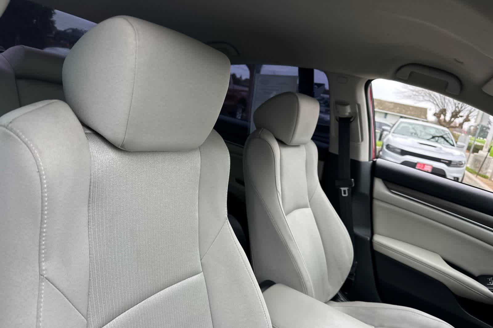 Thumbnail: 2018 Honda Accord - 18