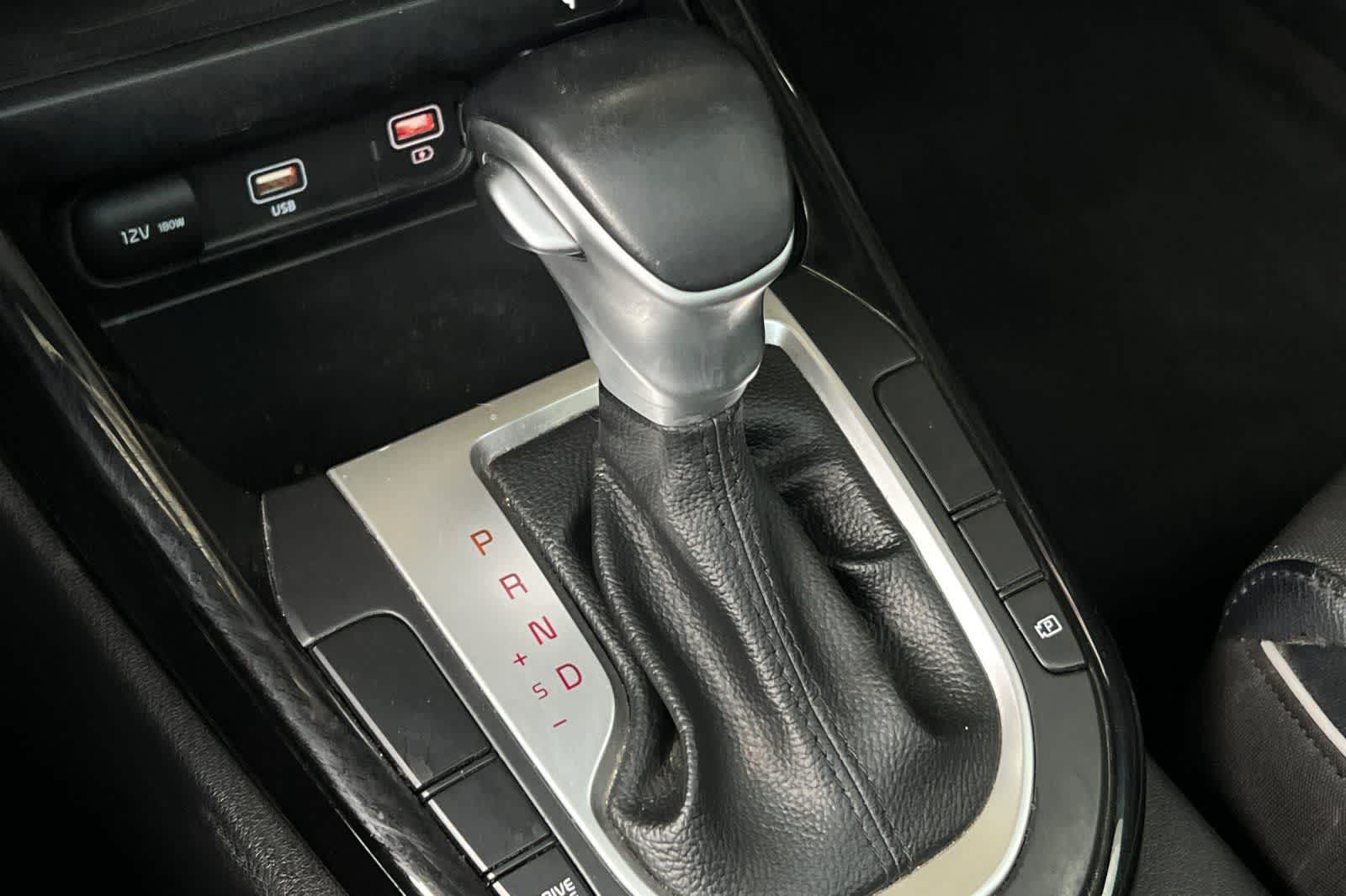 Thumbnail: 2023 Kia Forte - 23