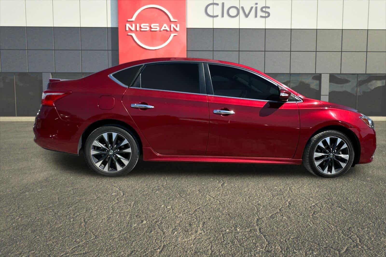 Thumbnail: 2018 Nissan Sentra - 9