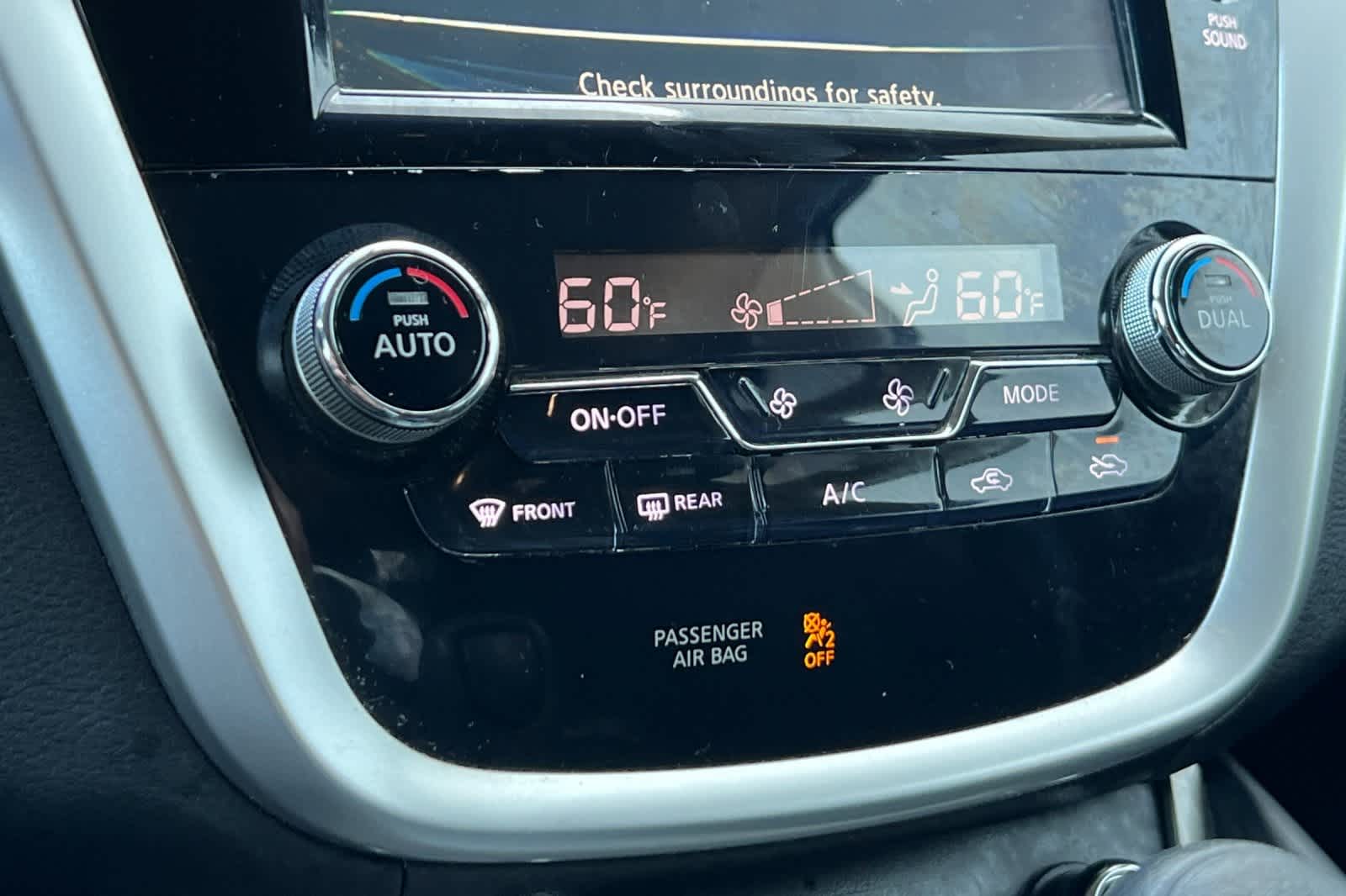 Thumbnail: 2015 Nissan Murano - 25