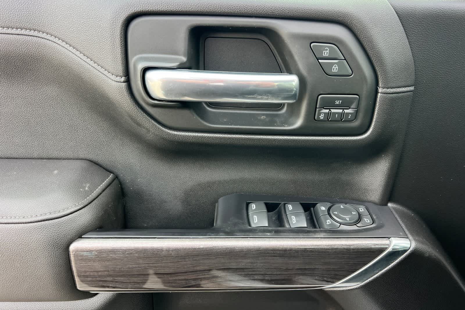 Thumbnail: 2019 Chevrolet Silverado 1500 - 13