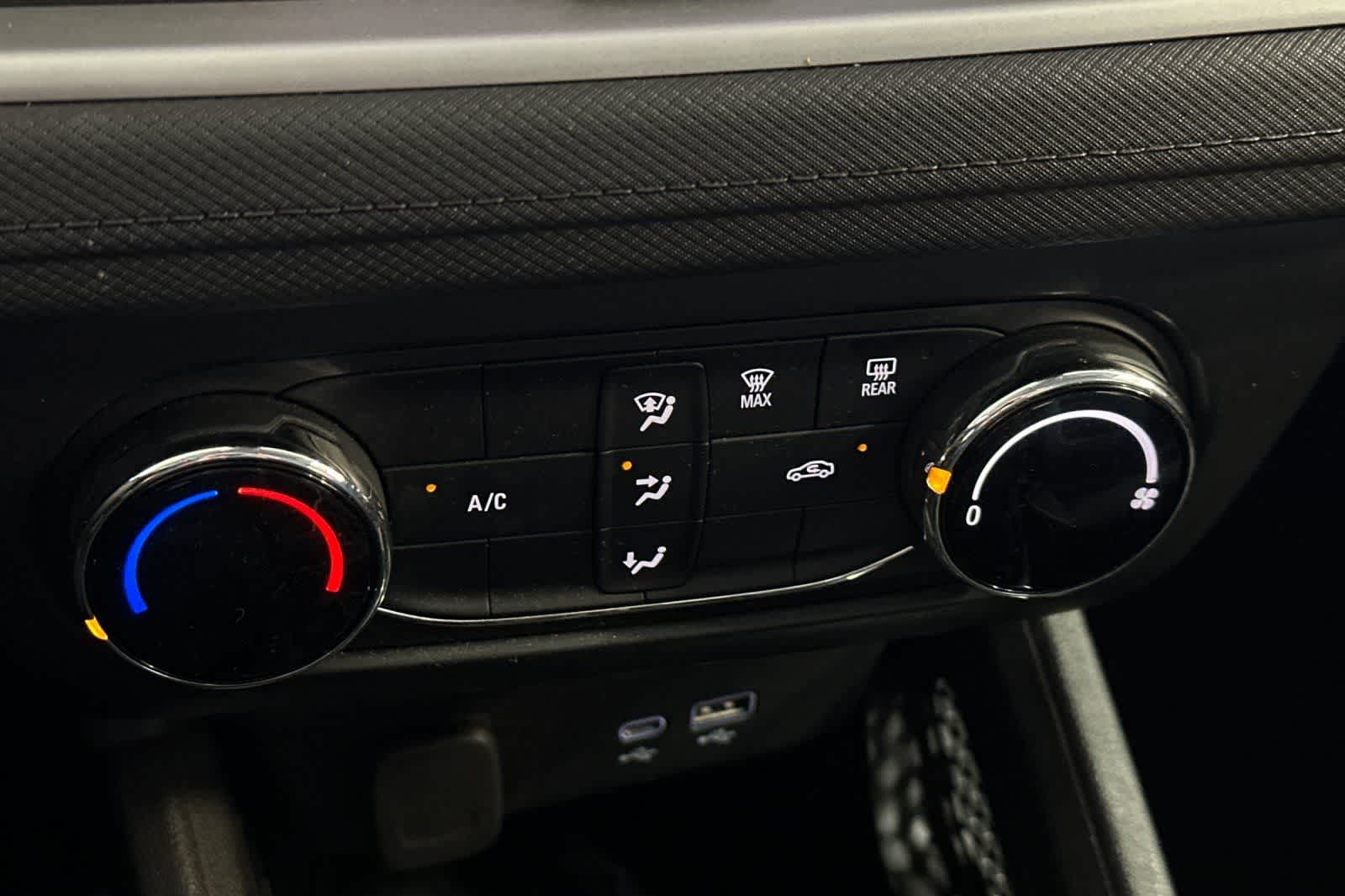 Thumbnail: 2025 Chevrolet TrailBlazer - 22