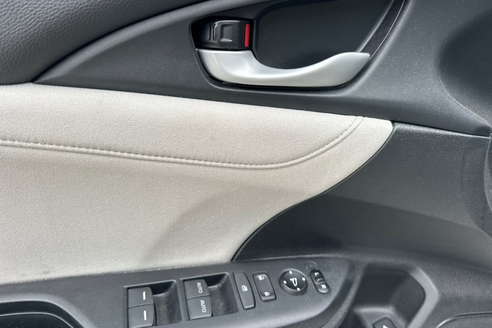 Thumbnail: 2019 Honda Insight - 13