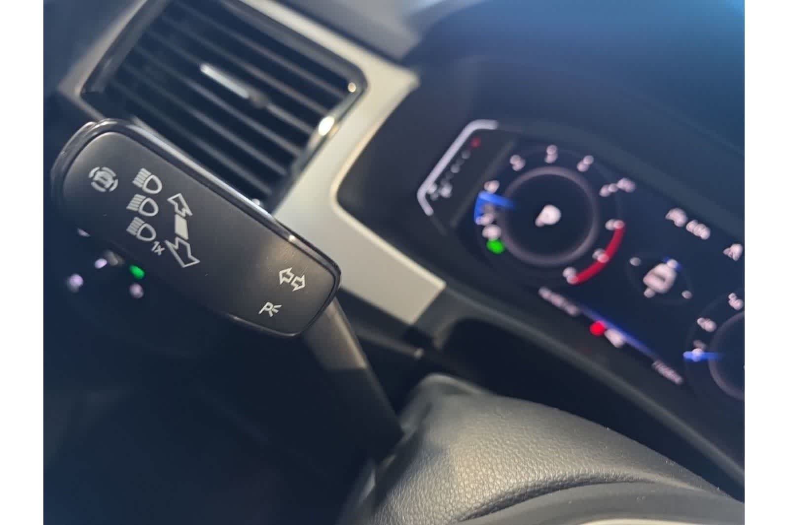 Thumbnail: 2022 Volkswagen Atlas - 29