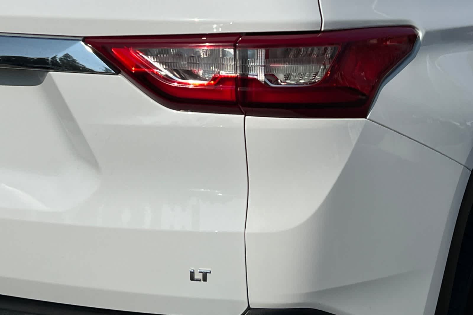 Thumbnail: 2020 Chevrolet Traverse - 35