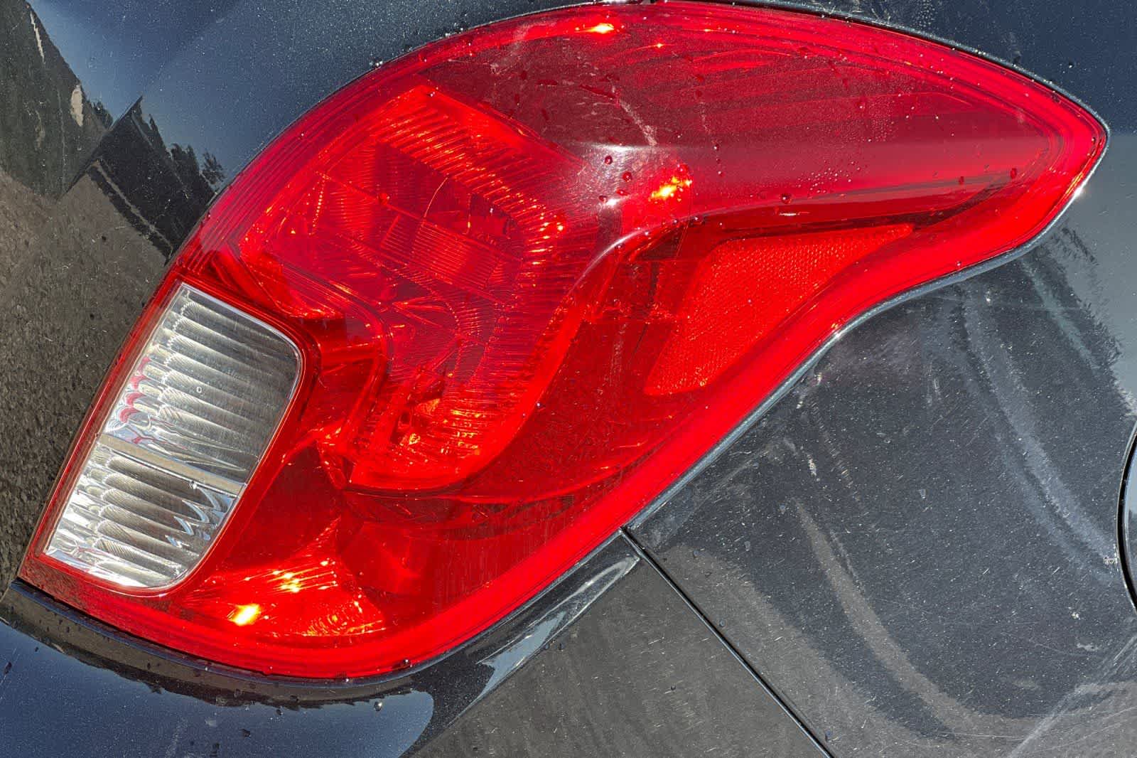 Thumbnail: 2015 Buick Encore - 33