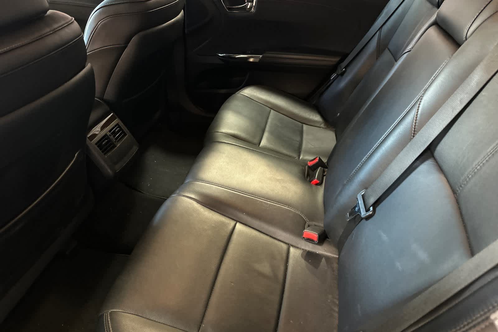 Thumbnail: 2015 Toyota Avalon - 5