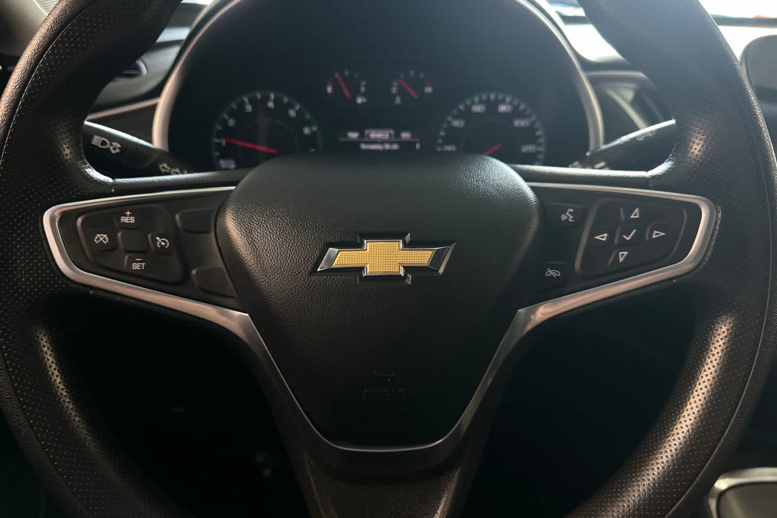 Thumbnail: 2022 Chevrolet Malibu - 26