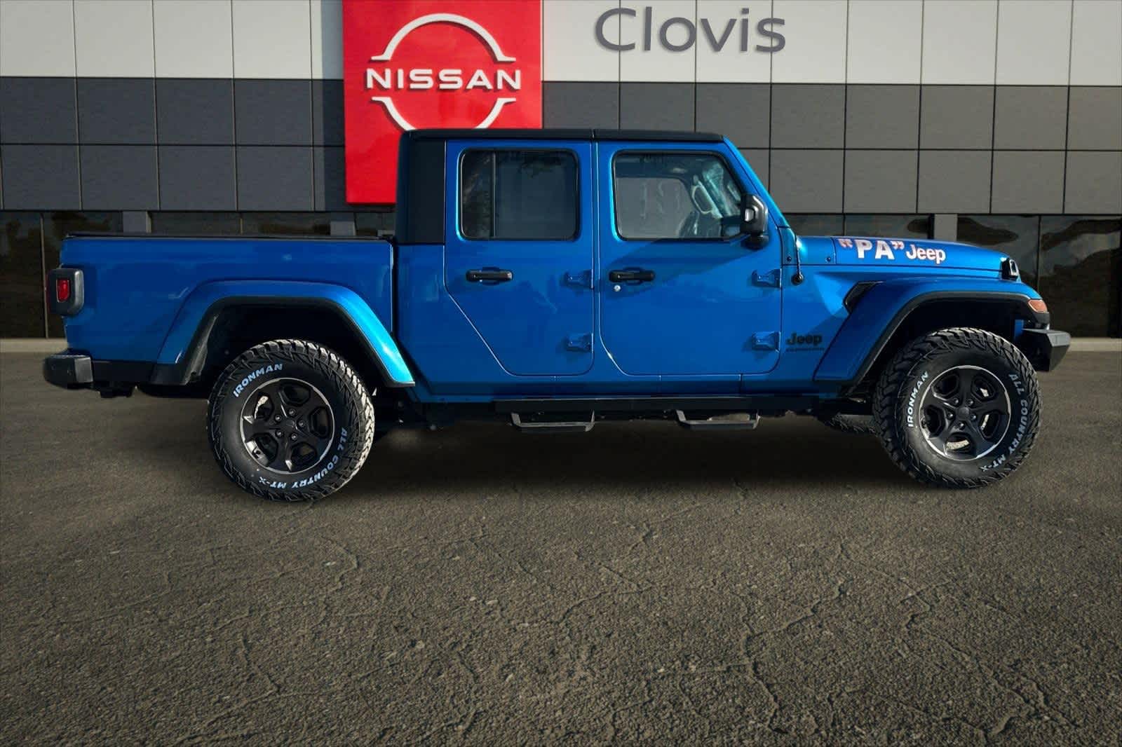 Thumbnail: 2021 Jeep Gladiator - 9