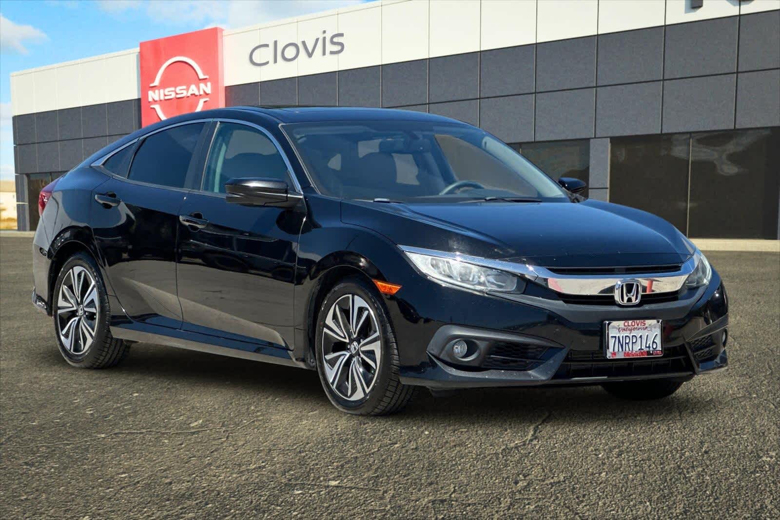 Thumbnail: 2016 Honda Civic - 10