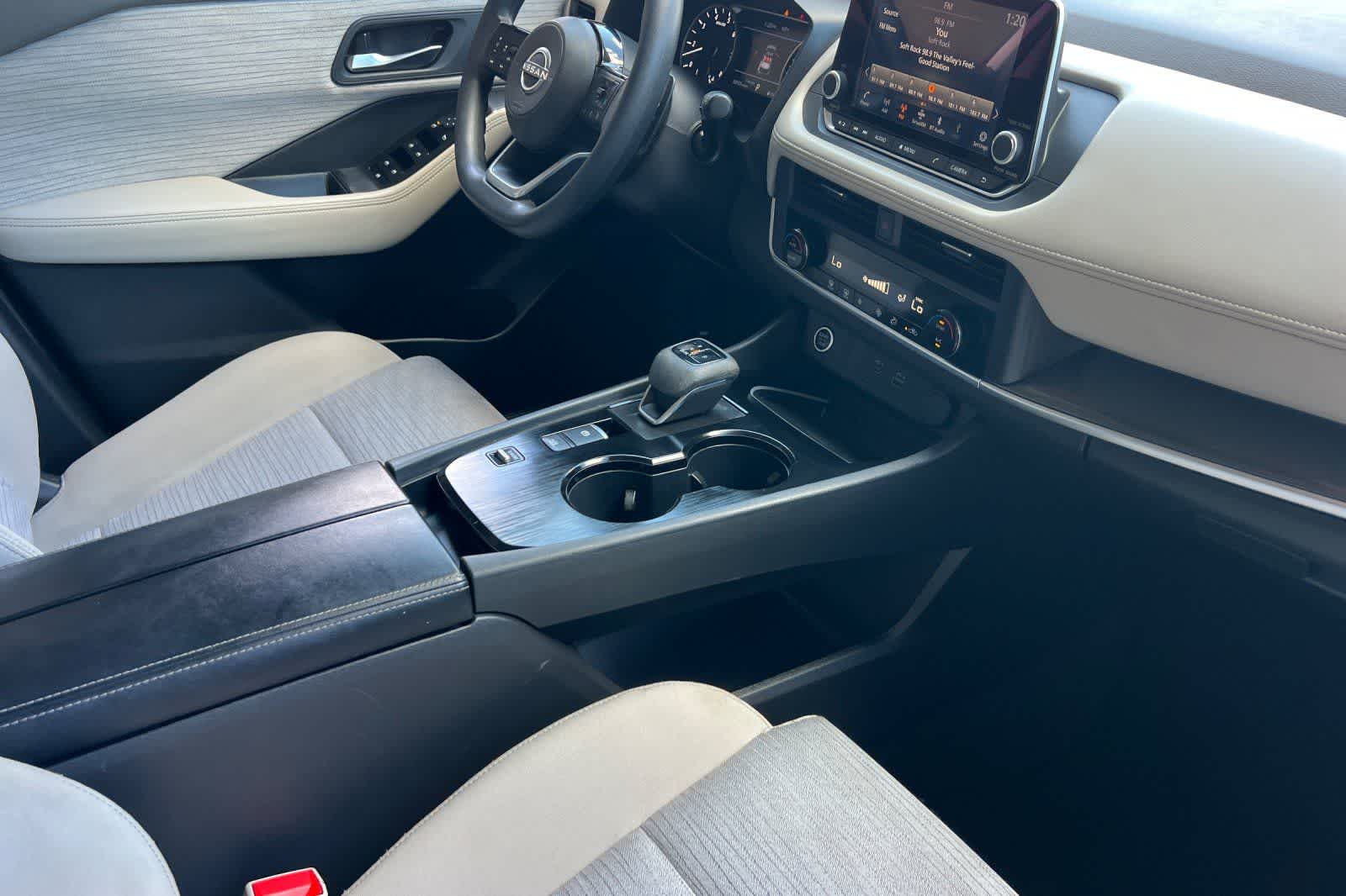 Thumbnail: 2023 Nissan Rogue - 19